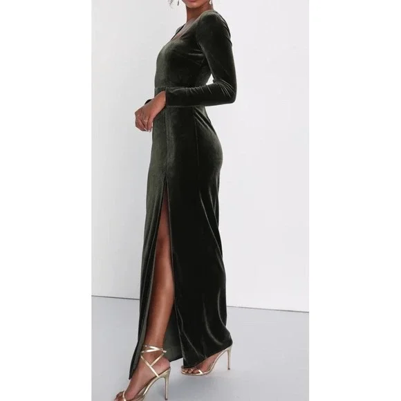 NWT Lulus Lush Adventures Olive Green Velvet Long Sleeve Maxi Dress M - Picture 2 of 10